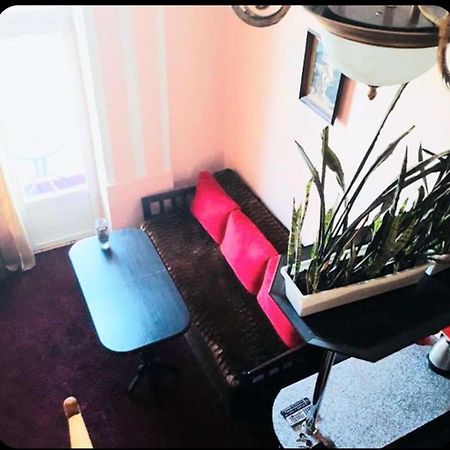 Площа Старий Ринок З Балконом Apartment ลวีฟ ภายนอก รูปภาพ